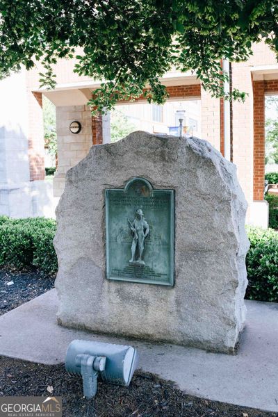 Image 90 of a home in Ponderosa Farms Manor.
