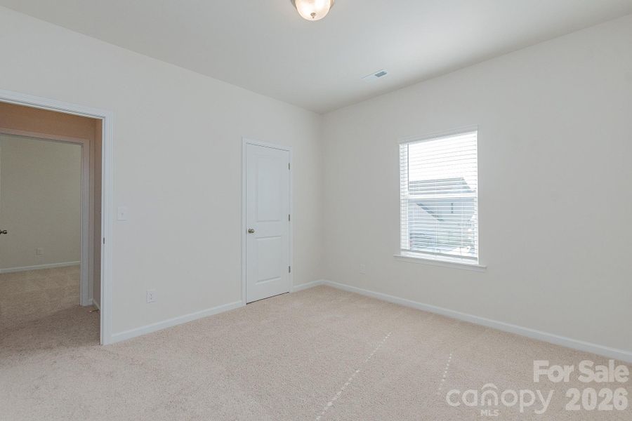 Spacious, unfurnished interior of a new home in Country Club Village, Salisbury (Image 28).