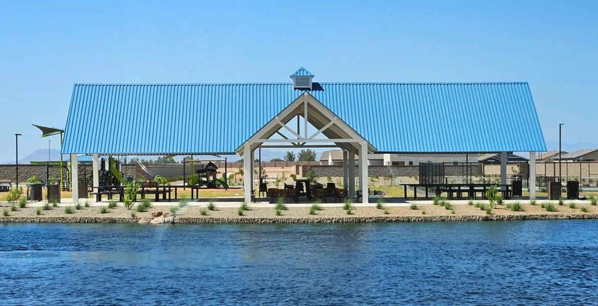 Community amenities in Tobiano at Wales Ranch, San Tan Valley (Image 7).