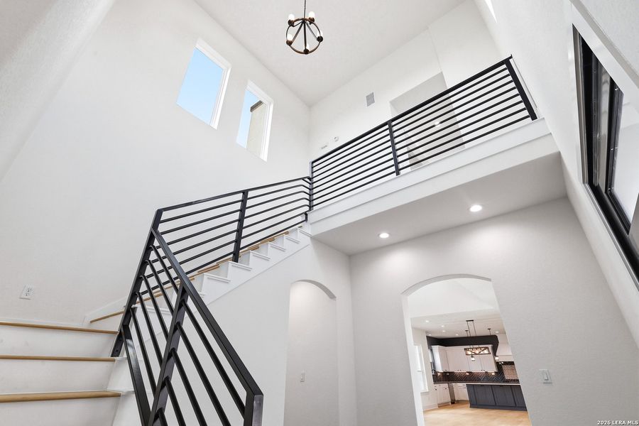 Spacious, unfurnished interior of a new home in , New Braunfels (Image 71).