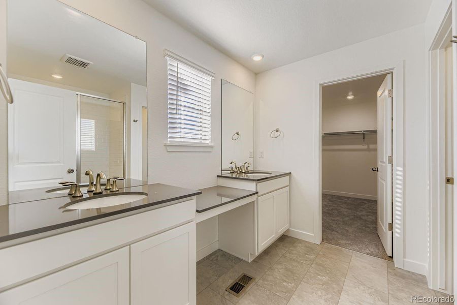 Furnished interior view inside a new home in Vermilion Creek: The Pioneer Collection, Centennial (Image 4).