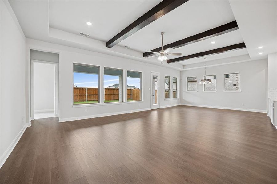 Spacious, unfurnished interior of a new home in Terraces – Classics, Rockwall (Image 21). Spacious, unfurnished interior of a new home in Terraces – Classics, Rockwall (Image 21).