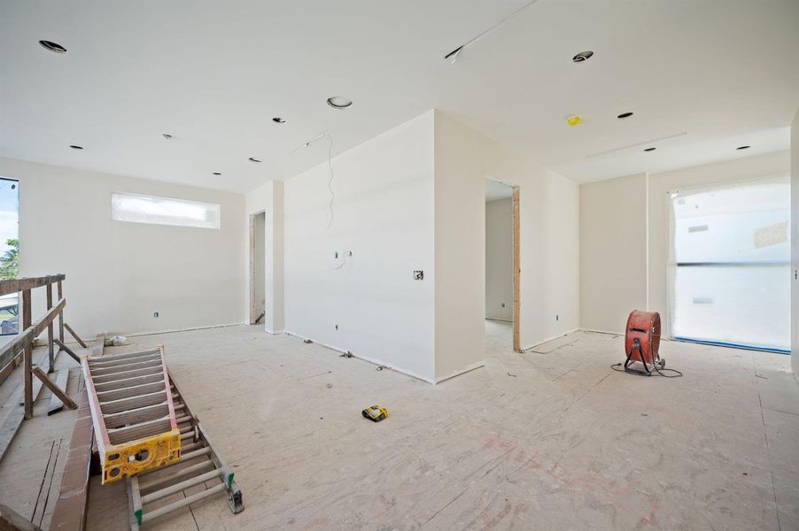 24-web-or-mls-1410-florian-dr 24-web-or-mls-1410-florian-dr