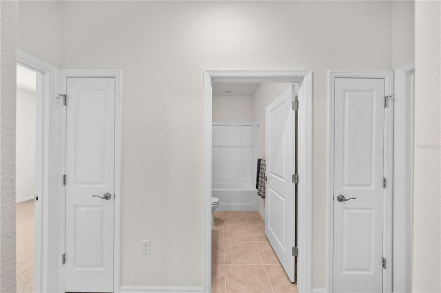 Spacious, unfurnished interior of a new home in JB Ranch, Ocala (Image 24).