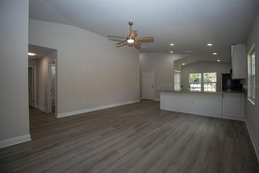 Spacious, unfurnished interior of a new home in , New Port Richey (Image 21).