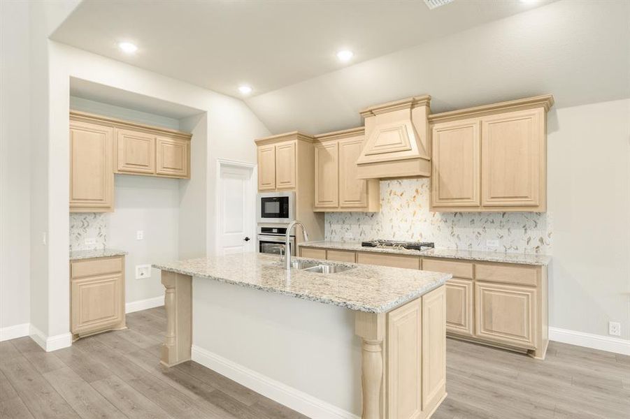 Furnished interior view inside a new home in Hulen Trails Classic 50, Fort Worth (Image 13). Furnished interior view inside a new home in Hulen Trails Classic 50, Fort Worth (Image 13).