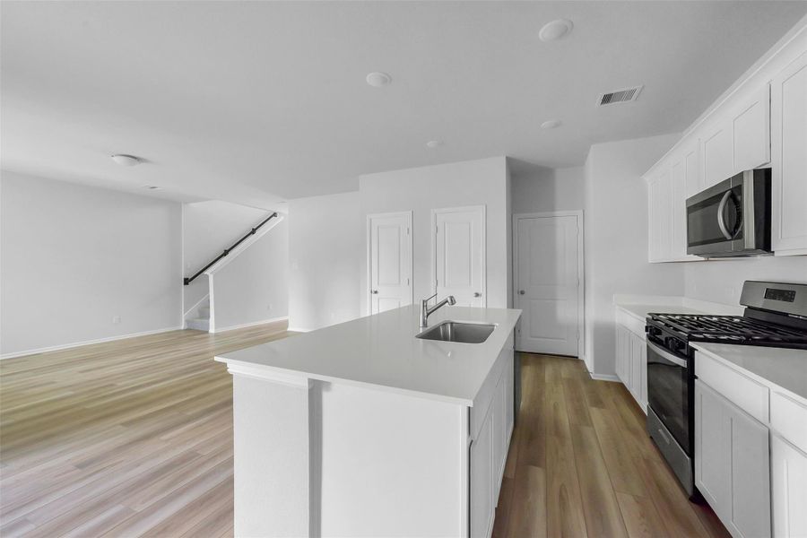 Furnished interior view inside a new home in Saint Tropez, Houston (Image 8). Furnished interior view inside a new home in Saint Tropez, Houston (Image 8).