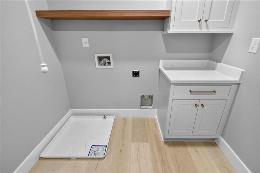Spacious, unfurnished interior of a new home in , Stone Mountain (Image 101).