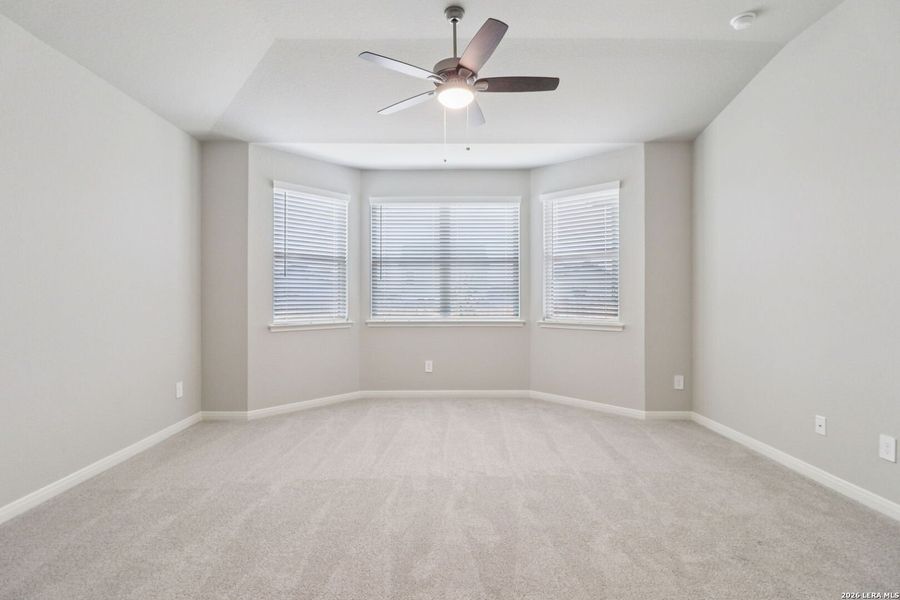 Spacious, unfurnished interior of a new home in Kallison Ranch, San Antonio (Image 28).
