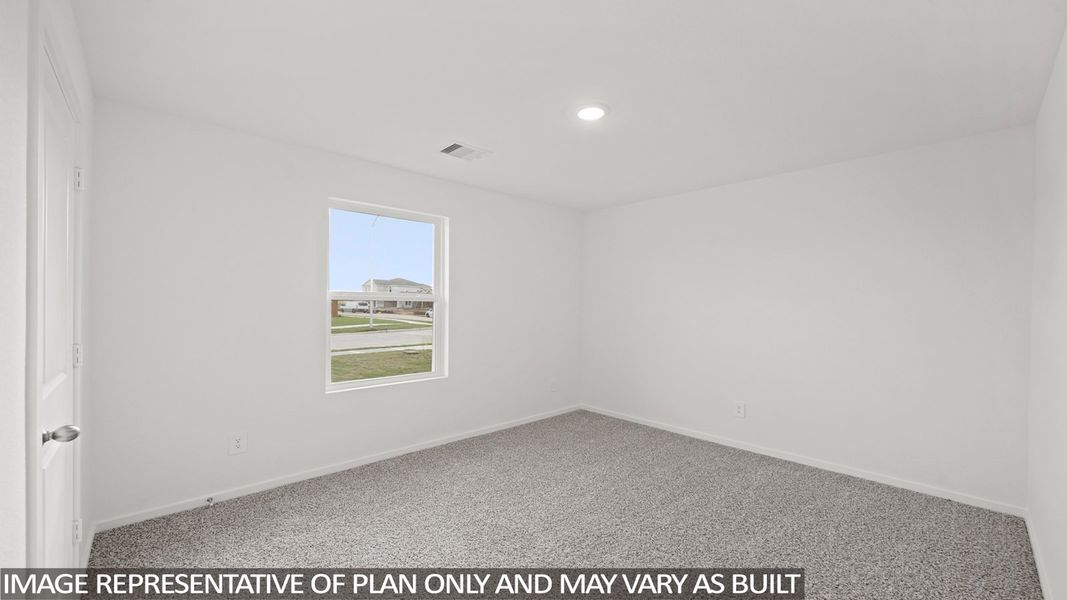 Spacious, unfurnished interior of a new home in Sunterra Lakes, Brookshire (Image 11).