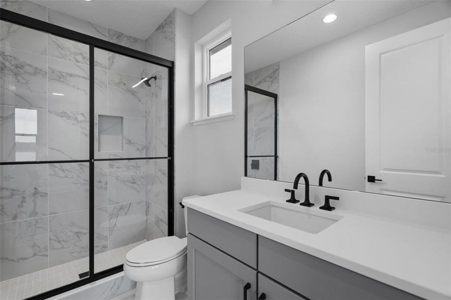 Furnished interior view inside a new home in , Montverde (Image 10).