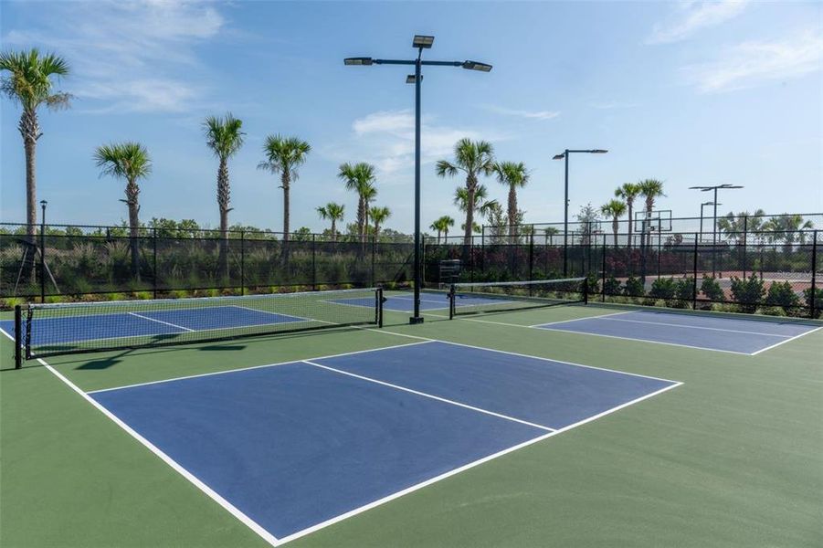 Community amenities in Star Farms at Lakewood Ranch, Bradenton (Image 4). Community amenities in Star Farms at Lakewood Ranch, Bradenton (Image 4).