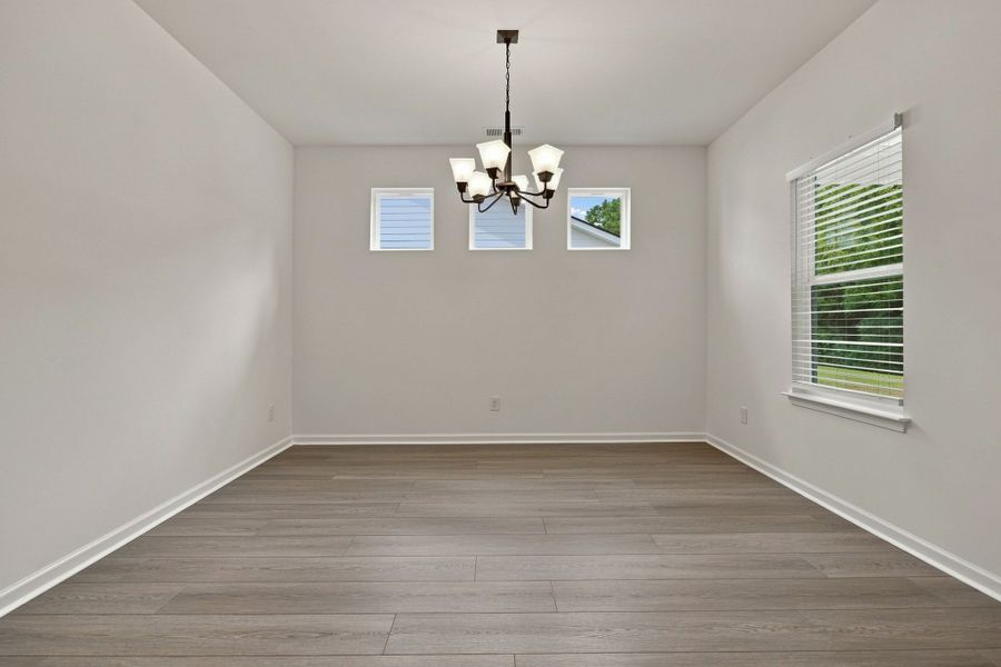 Spacious, unfurnished interior of a new home in Hampshire Hills, Columbia (Image 17).