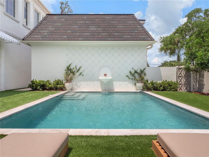 Exterior details and patio area of a home in , Winter Park (Image 34).