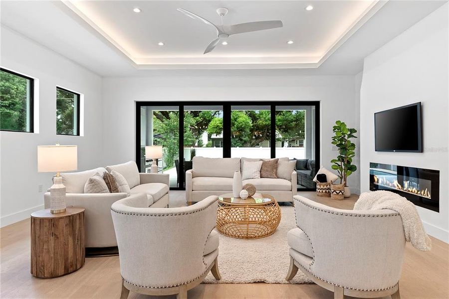 Furnished interior view inside a new home in , Orlando (Image 17).
