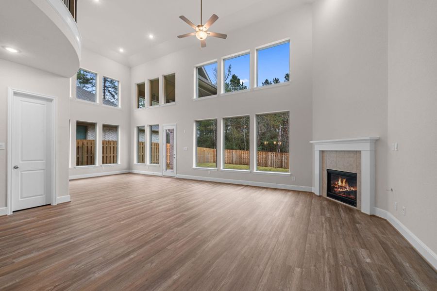 Spacious, unfurnished interior of a new home in Colton, Montgomery (Image 18).