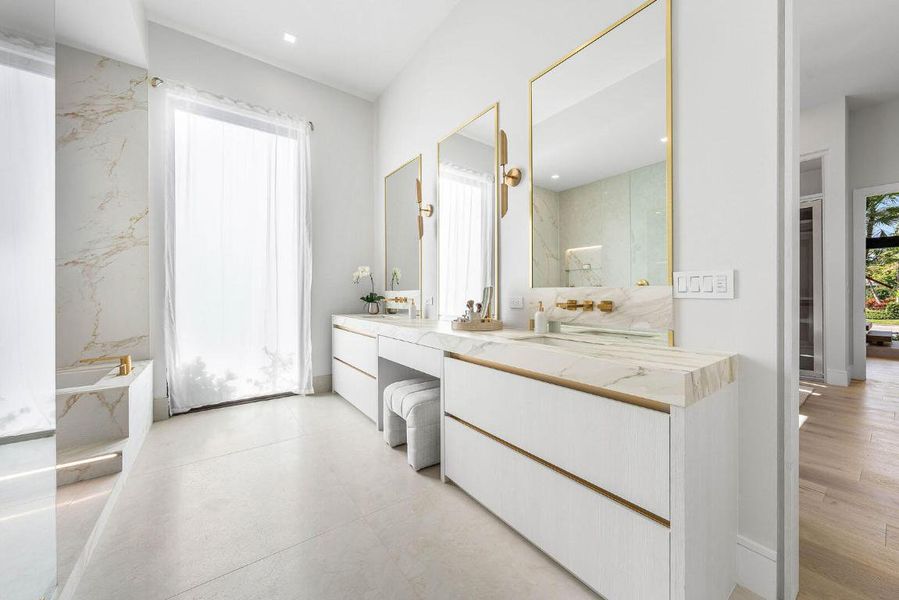 2240_Date_Palm_Road_42