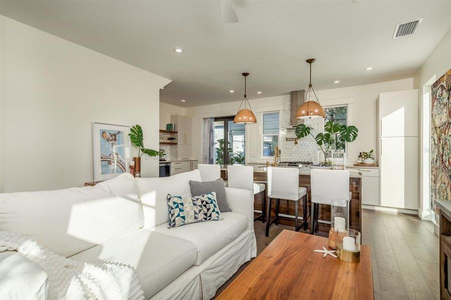 Furnished interior view inside a new home in , St. Petersburg (Image 11).