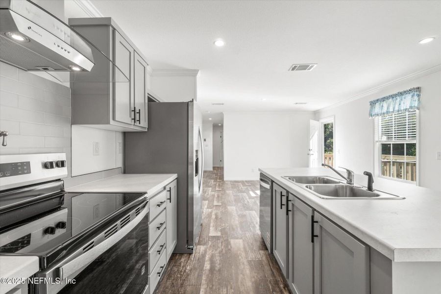 Furnished interior view inside a new home in , East Palatka (Image 4).