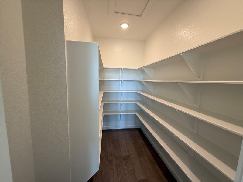 Spacious, unfurnished interior of a new home in Austin Point, Richmond (Image 15).