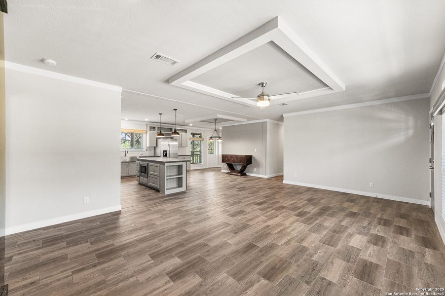 Spacious, unfurnished interior of a new home in , Spring Branch (Image 30).