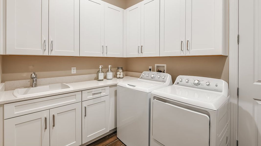 Representative furnished interior of a home built from the Lazio by Taylor Morrison in Esplanade at McKinnon Groves, Winter Garden (Image 19).