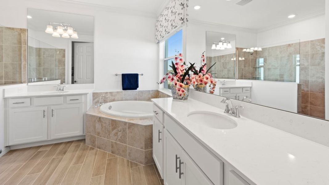 Victoria Owner's Suite