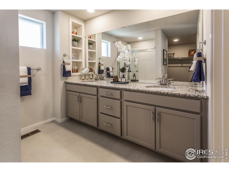 EXAMPLE PHOTO: MASTER BATH