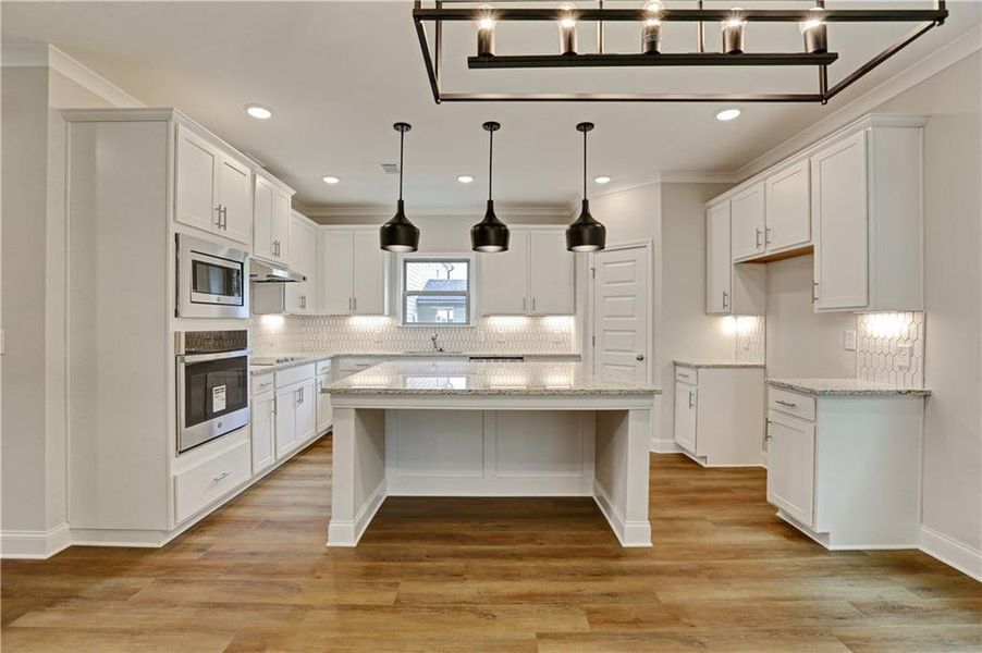 Furnished interior view inside a new home in , Lawrenceville (Image 12).