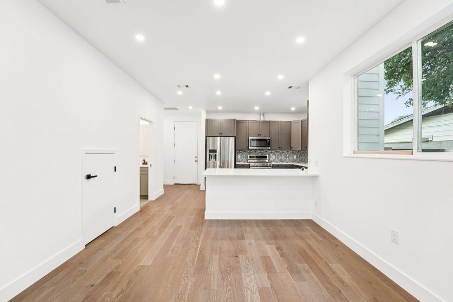 Spacious, unfurnished interior of a new home in , Austin (Image 29). Spacious, unfurnished interior of a new home in , Austin (Image 29).