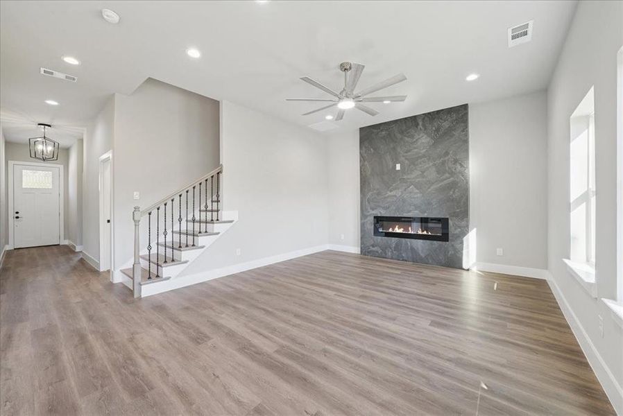 Spacious, unfurnished interior of a new home in , Waxahachie (Image 15).