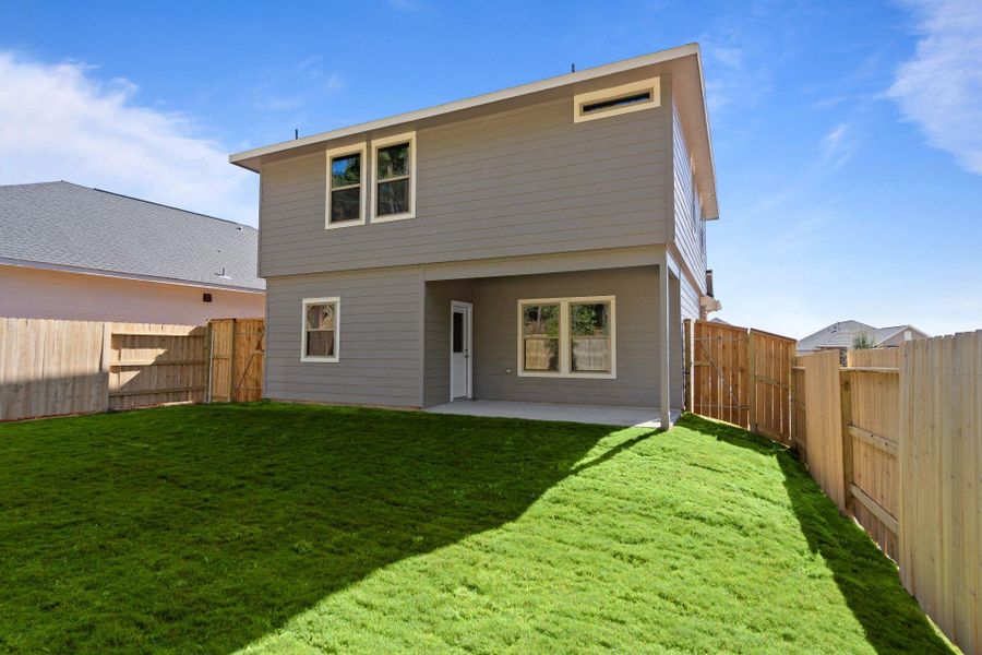 Exterior details and patio area of a home in Westridge Cove, Panorama Village (Image 19).
