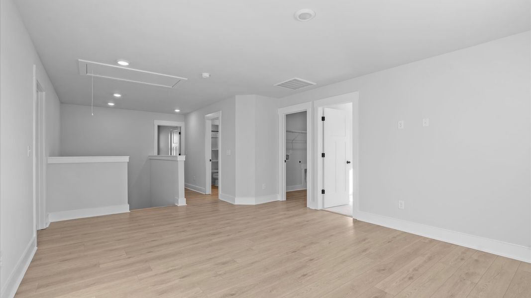 Furnished interior view inside a new home in Woodglen, Piedmont (Image 23).