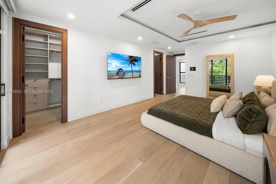 Furnished interior view inside a new home in , Miami (Image 49).