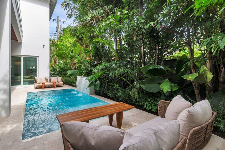 Exterior details and patio area of a home in , West Palm Beach (Image 25).