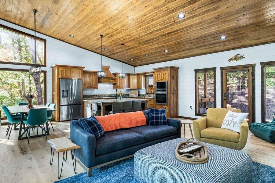 Image 34 of a home in . Image 34 of a home in .