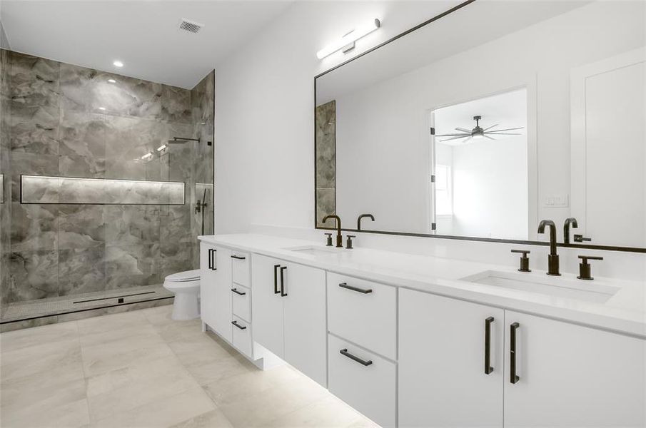 Furnished interior view inside a new home in , Dallas (Image 7).