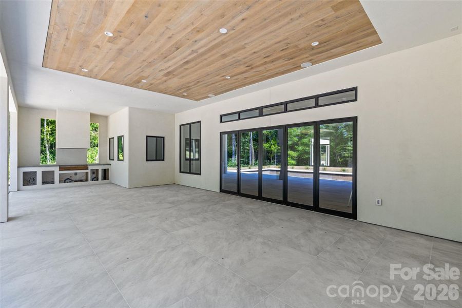 Image 38 of a home in .