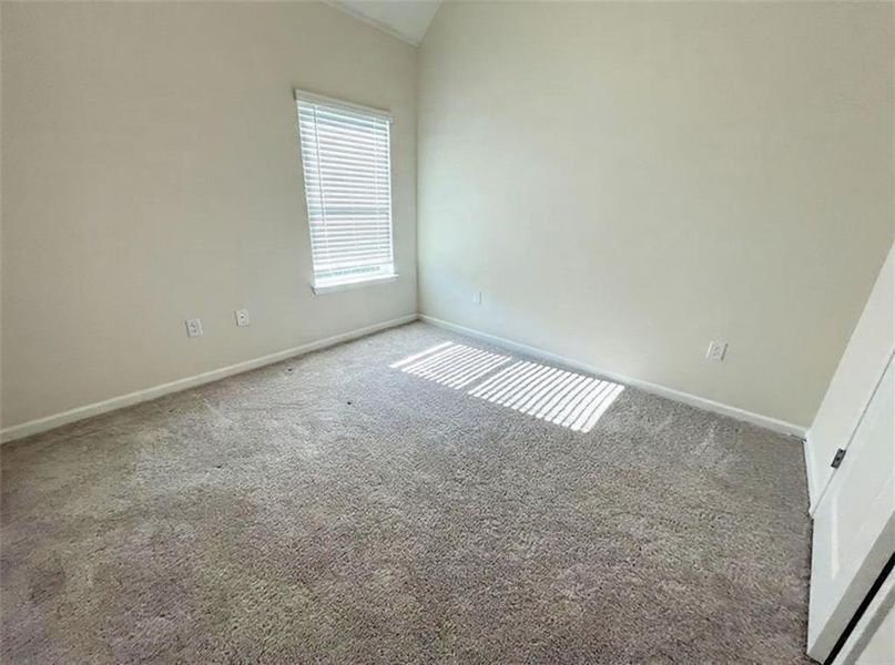 Spacious, unfurnished interior of a new home in Autumn Brook, Austell (Image 18).