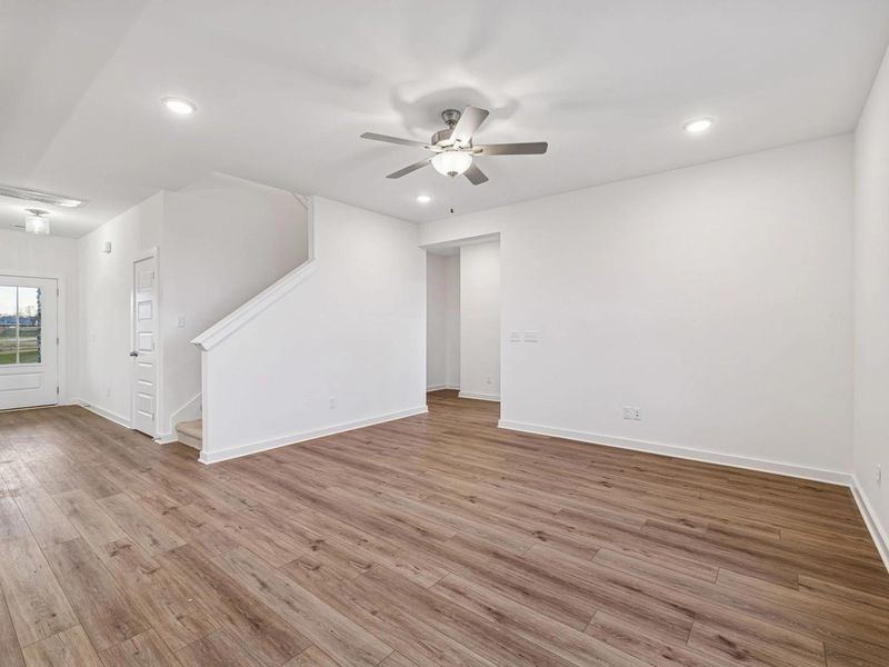 Spacious, unfurnished interior of a new home in Calista Farms, White House (Image 18). Spacious, unfurnished interior of a new home in Calista Farms, White House (Image 18).