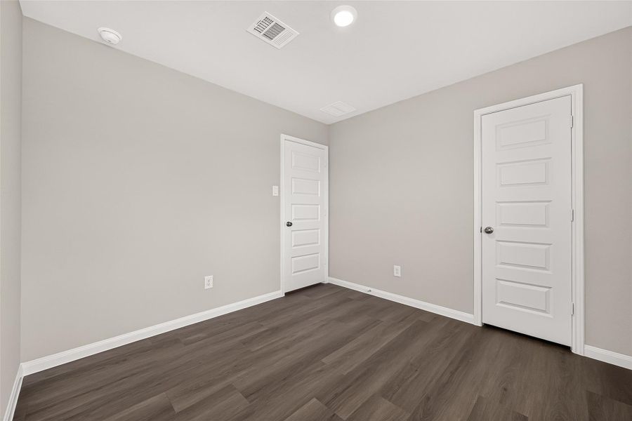 Spacious, unfurnished interior of a new home in Ridgeland Hills, Willis (Image 16).