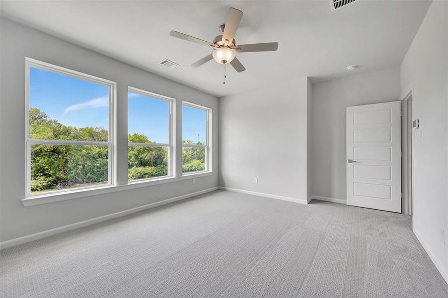 Spacious, unfurnished interior of a new home in Trails at Waterside - Villas Series, Fort Worth (Image 25).