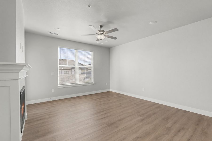 Spacious, unfurnished interior of a new home in Highlands at Fox Hill, Longmont (Image 9). Spacious, unfurnished interior of a new home in Highlands at Fox Hill, Longmont (Image 9).