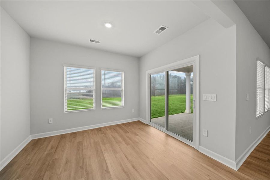 Spacious, unfurnished interior of a new home in Village at White Pine, Pendleton (Image 13). Spacious, unfurnished interior of a new home in Village at White Pine, Pendleton (Image 13).