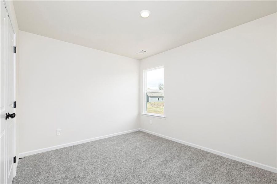 Spacious, unfurnished interior of a new home in Lake Preserve at Jackson Trail, Jefferson (Image 15). Spacious, unfurnished interior of a new home in Lake Preserve at Jackson Trail, Jefferson (Image 15).