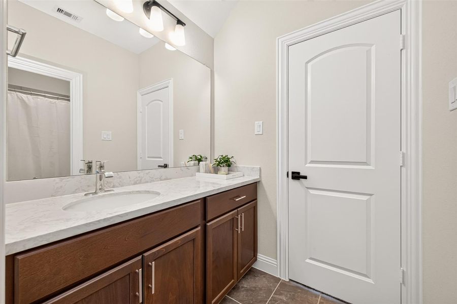 Furnished interior view inside a new home in , Katy (Image 38).