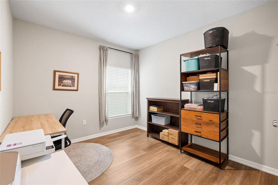 Furnished interior view inside a new home in Hawkstone, Lithia (Image 9).