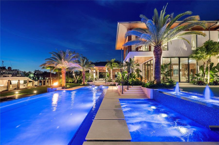 Community amenities in , Coral Gables (Image 49).