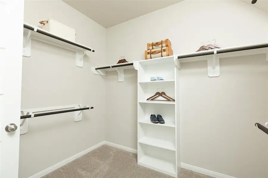 Photos are a representation of the floor plan. Options and interior selections will vary. Photos are a representation of the floor plan. Options and interior selections will vary.