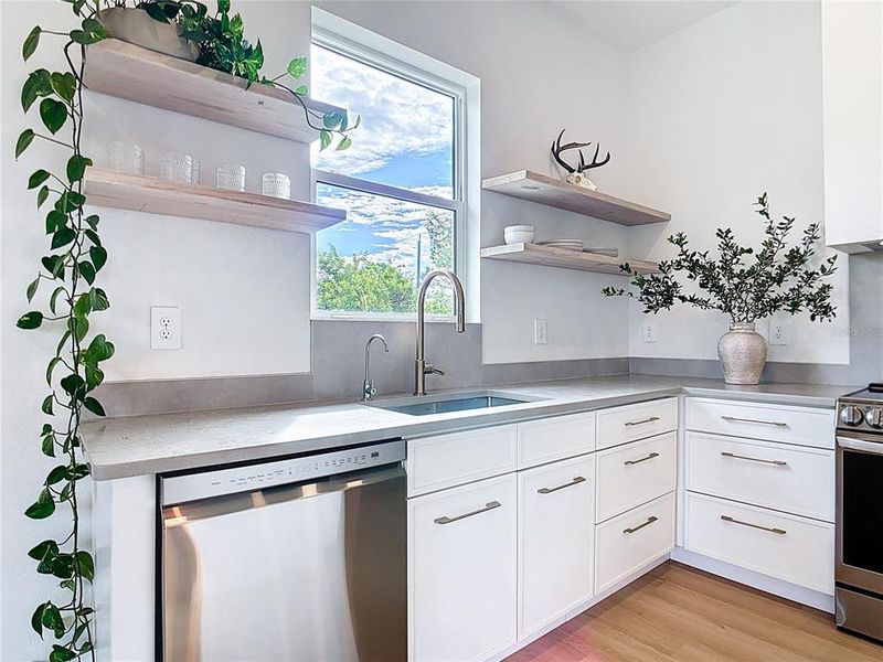 Furnished interior view inside a new home in , Port Charlotte (Image 10).